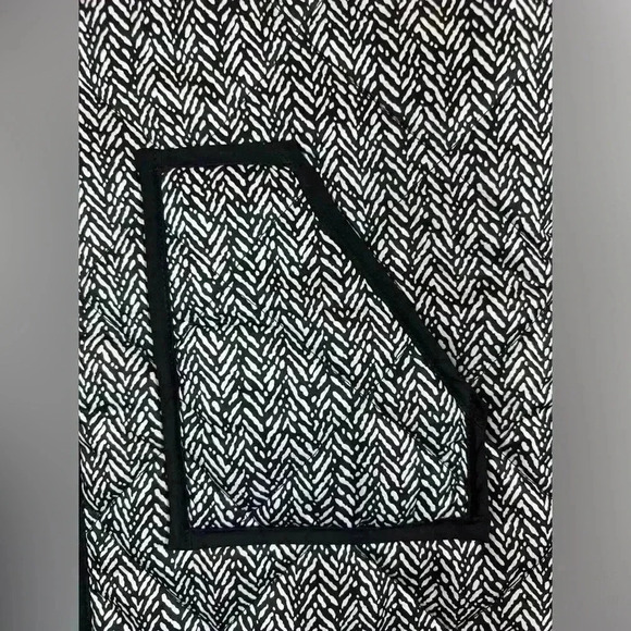 Wichita State Shockers University Gameday Couture puffer vest womens size Large - Picture 3 of 8